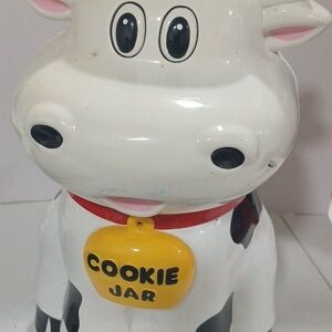 Talking Cow Cookie Jar - says moo when open the lid